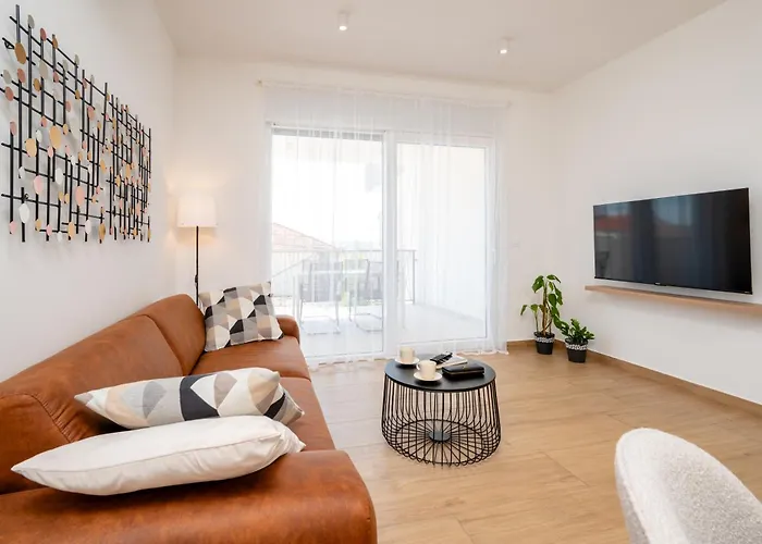 Apartment Sarana *