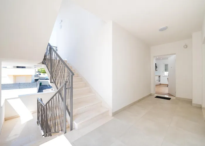 Apartment Sarana *