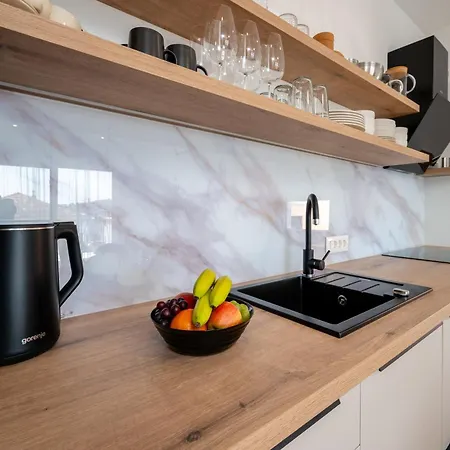 Sarana Apartment